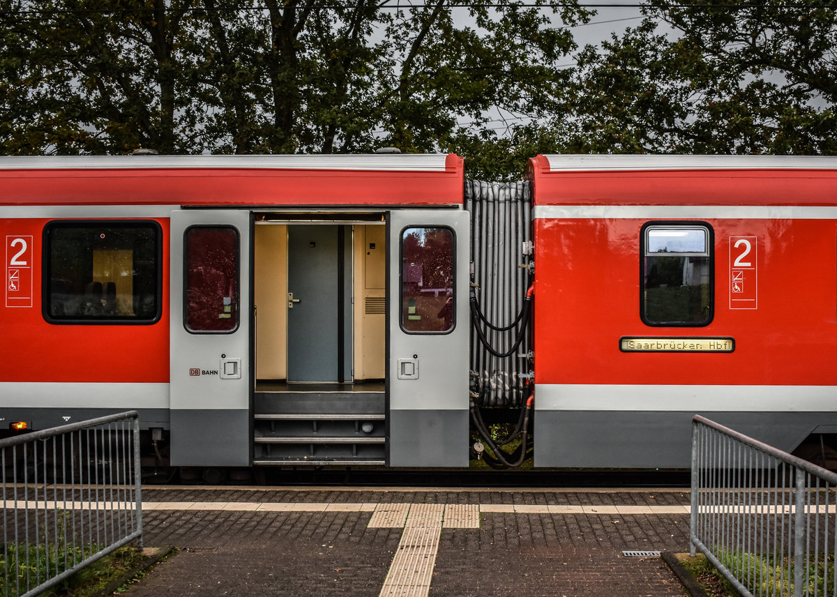 Seitenansicht von 628 470 Anfang Oktober 2019 als RB72 nach Saarbrücken Hbf in Lebach-Jabach