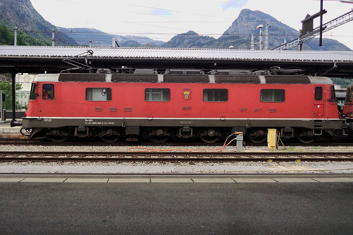 Seitenblick auf SBB 11680 in Brig am 27 Mai 2019. 