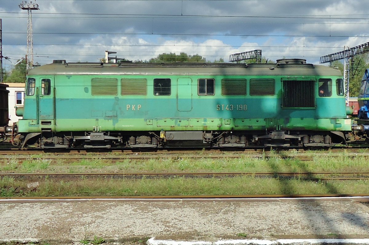 Seitenblick auf ST43-190 in Wegliniec am 23 September 2014.