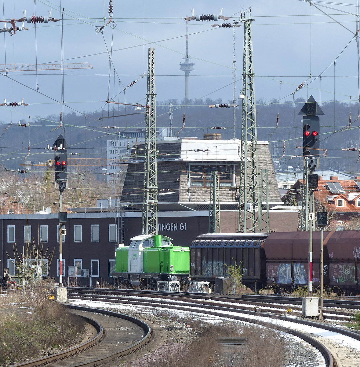 SETG V100.57 (92 80 1212 357-8 D-SETG) am 06.04.2021 in Göttingen.