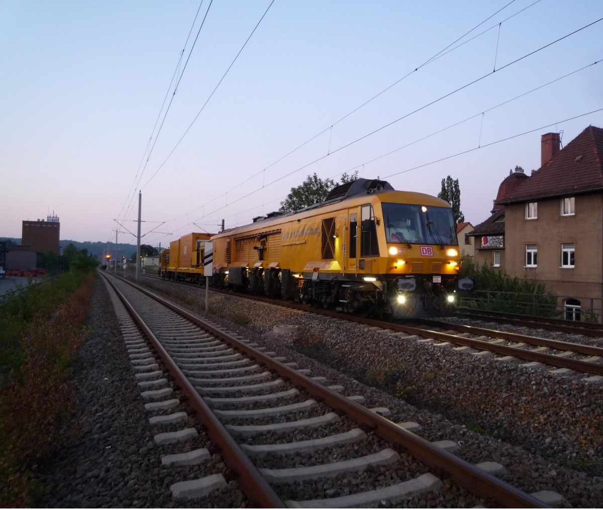 SFM 601 von DB Netz im Sommer 2011 bei der Schienenbearbeitung zwischen Freital-Potschappel und Freital-Deuben. 