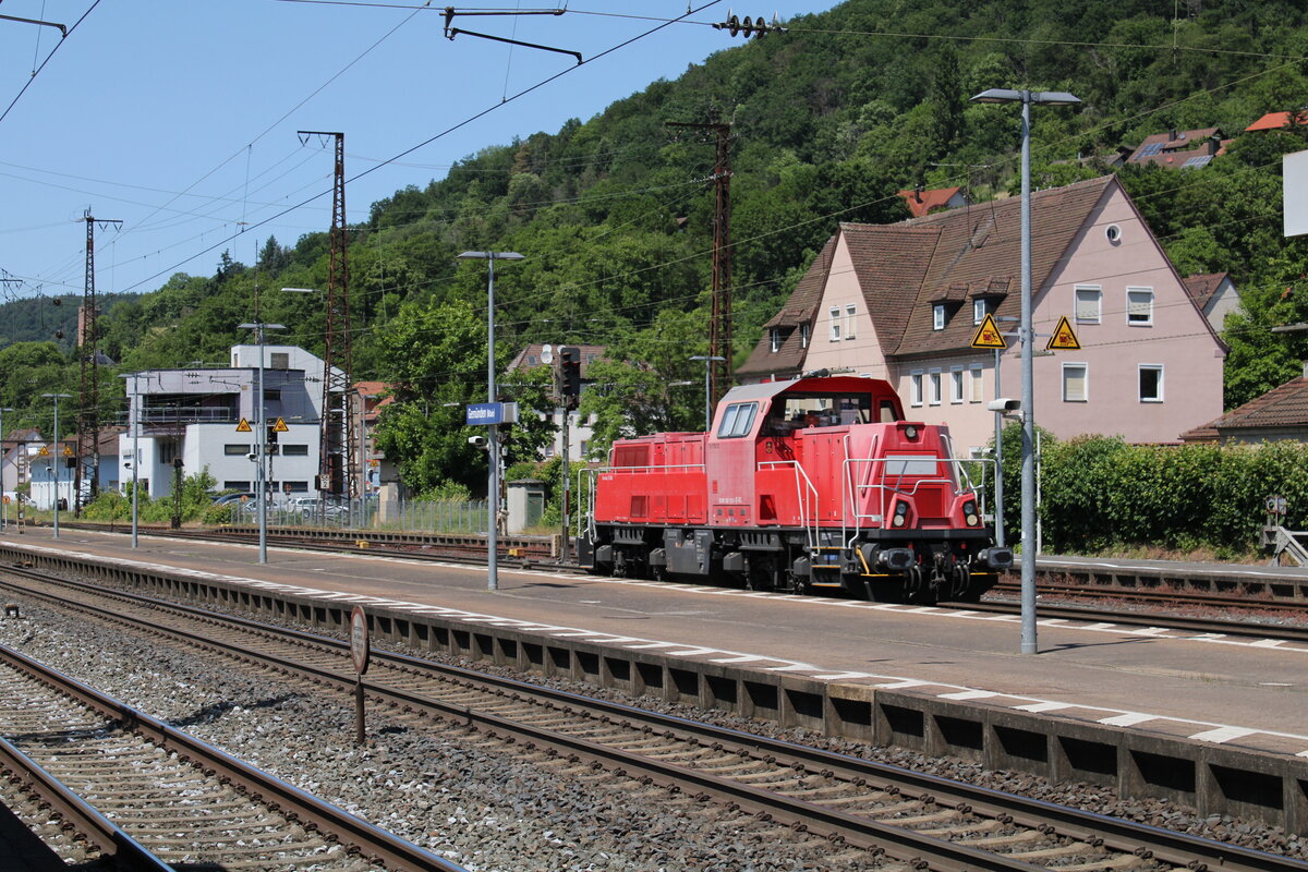 SGL V 170.12 (92 80 1261 313-1 D-SGL) als Tfzf Richtung Wrzburg, am 04.06.2023 in Gemnden (Main).