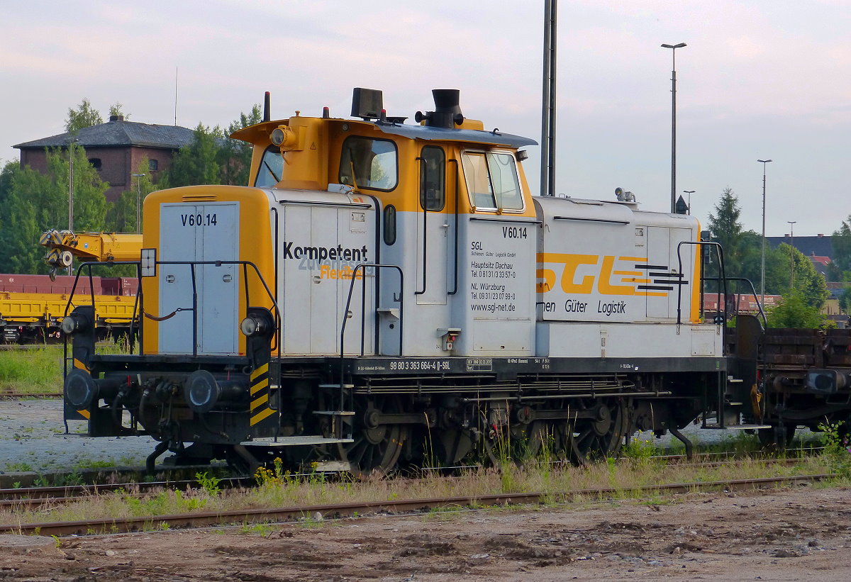 SGL V60.14 (363 664) Bahnhof Weiden 15.06.2018. Ab nächsten Freitag beginnen umfangreiche Gleisarbeiten im Bahnhof Weiden wesegen viel Arbeitsgerät schon bereitstand