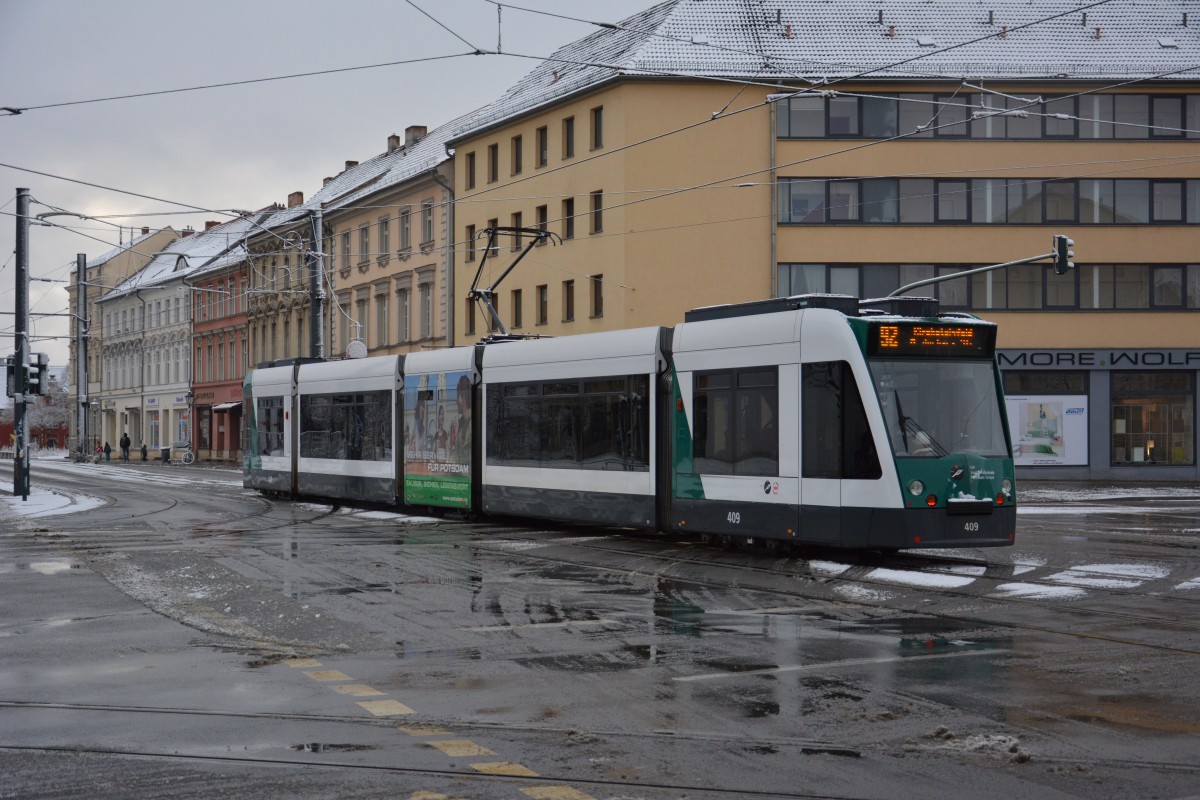 Siemens Combino 409  Melbourne  unterwegs auf der Linie 92 am 26.12.2014 Platz der Einheit.
