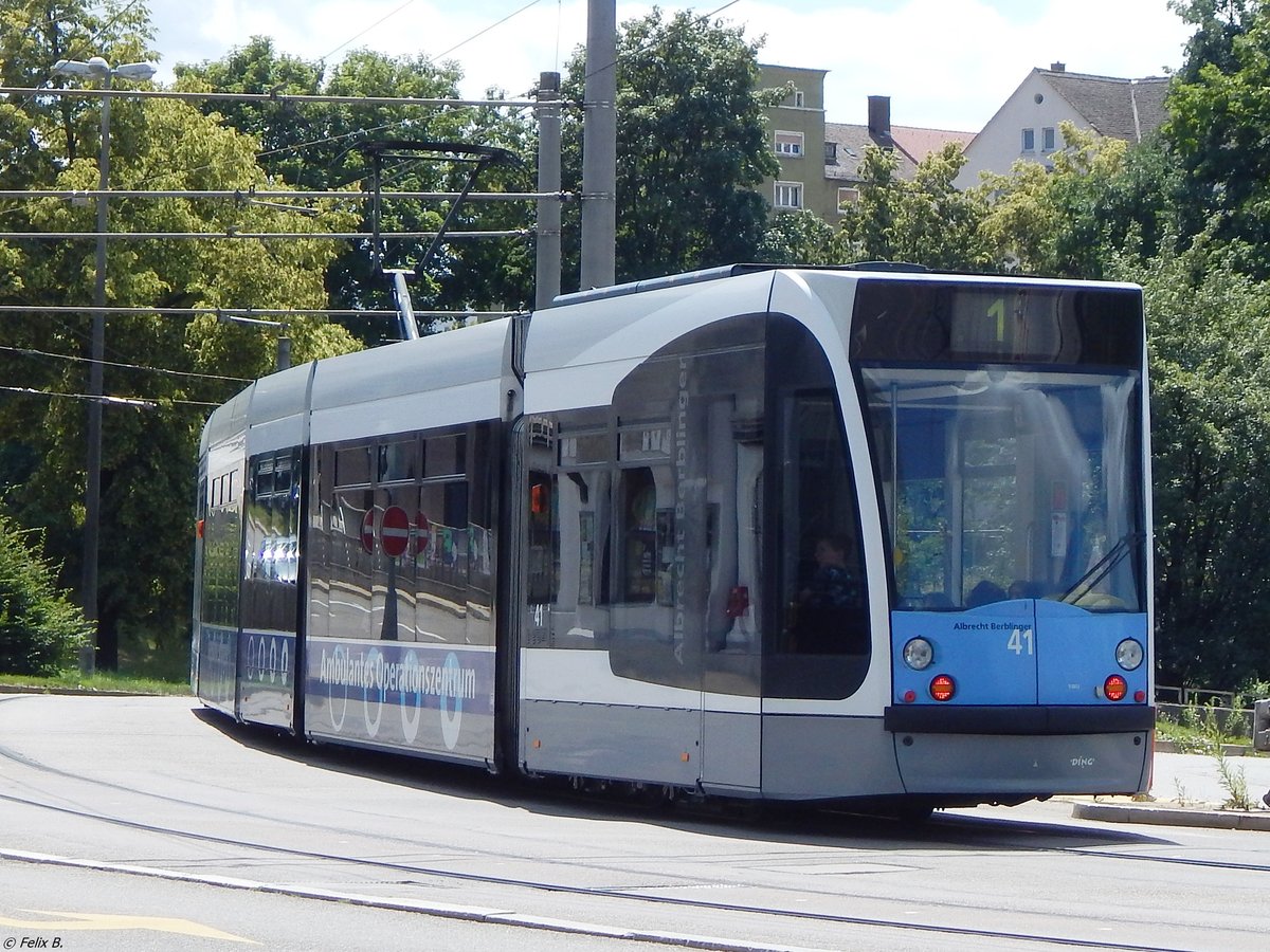 Siemens Combino NF6 Nr.41  Albrecht Berblinger  der Stadtwerke Ulm in Ulm am 19.06.2018