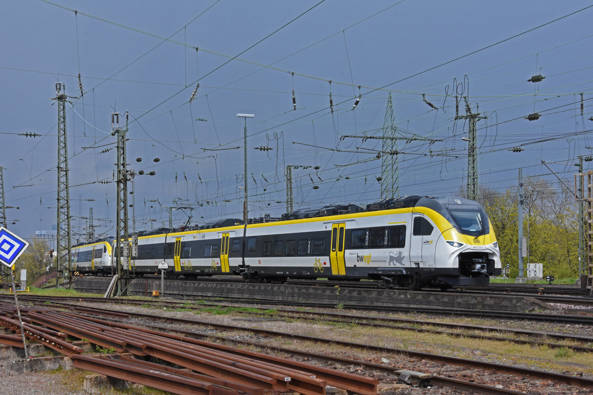 Siemens Mireo 463 515-7 fährt beim badischen Bahnhof ein. Die Aufnahme stammt vom 13.04.2021.