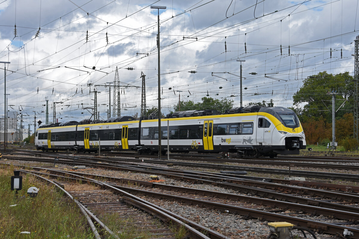 Siemens Mireo 463 515-7 fährt am 10.09.2022 beim badischen Bahnhof ein.