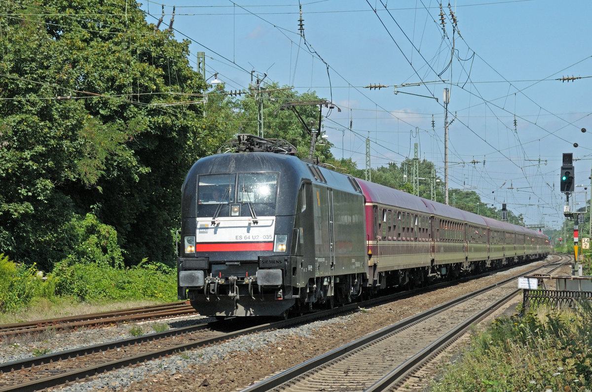 Siemens Taurus ES 64 U2-035 @ Darmstadt - Eberstadt 07 August 2016