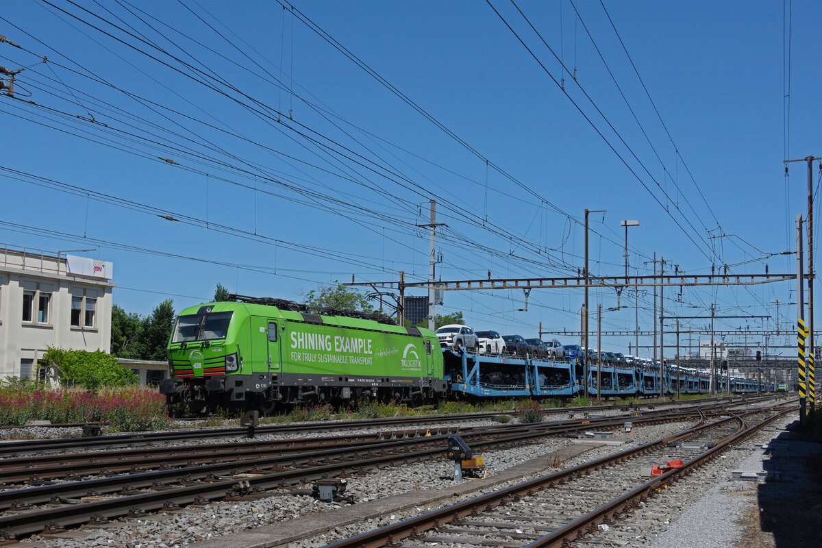 Siemens Vectron 193 283-9 durchfährt den Bahnhof Pratteln. Die Aufnahme stammt vom 14.06.2021.