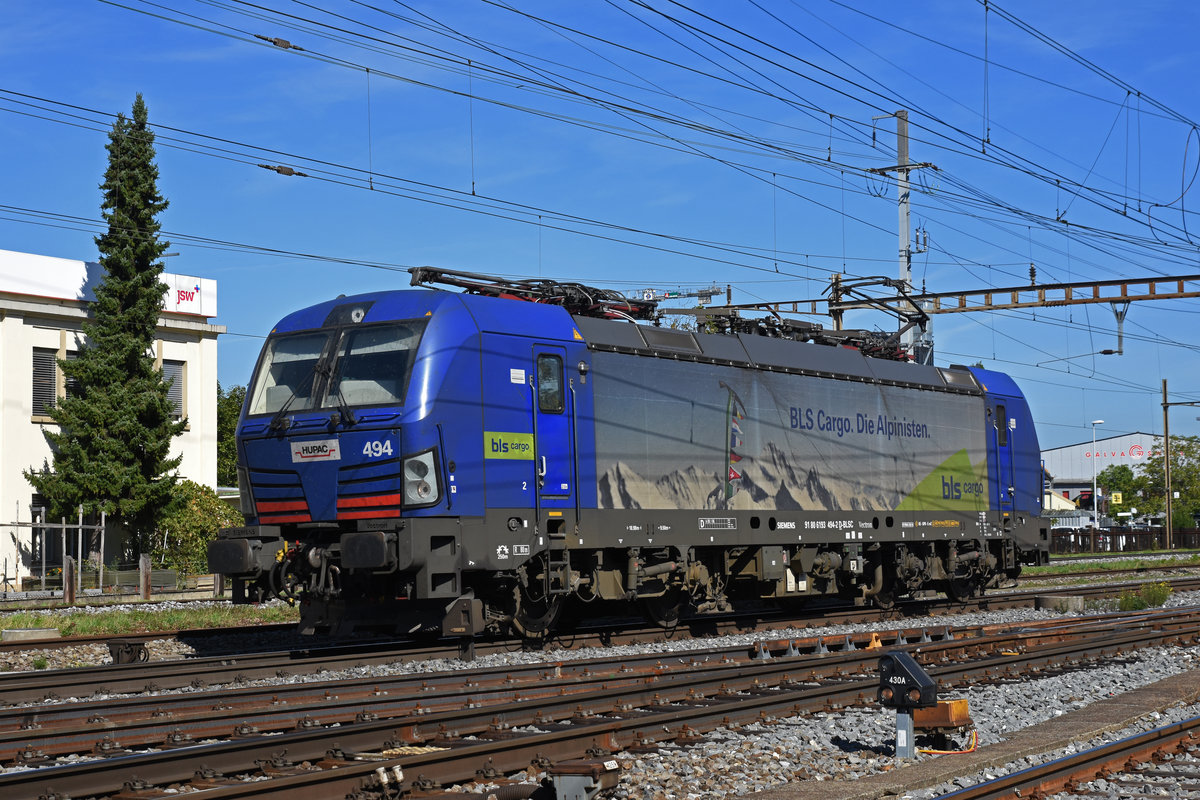 Siemens Vectron 193 494-2 durchfährt den Bahnhof Pratteln. Die Aufnahme stammt vom 13.09.2019.