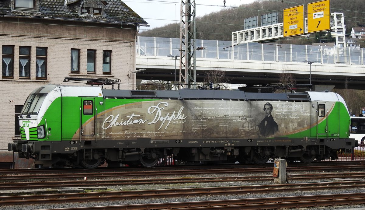 SIEMENS-VECTRON 193 831  CHRISTIAN DOPPLER  IN SIEGEN
Auf Nebengleis im Siegener Bahnhof abgestellt, CHRISTIAN DOPPLER ,am 4.3.2020...