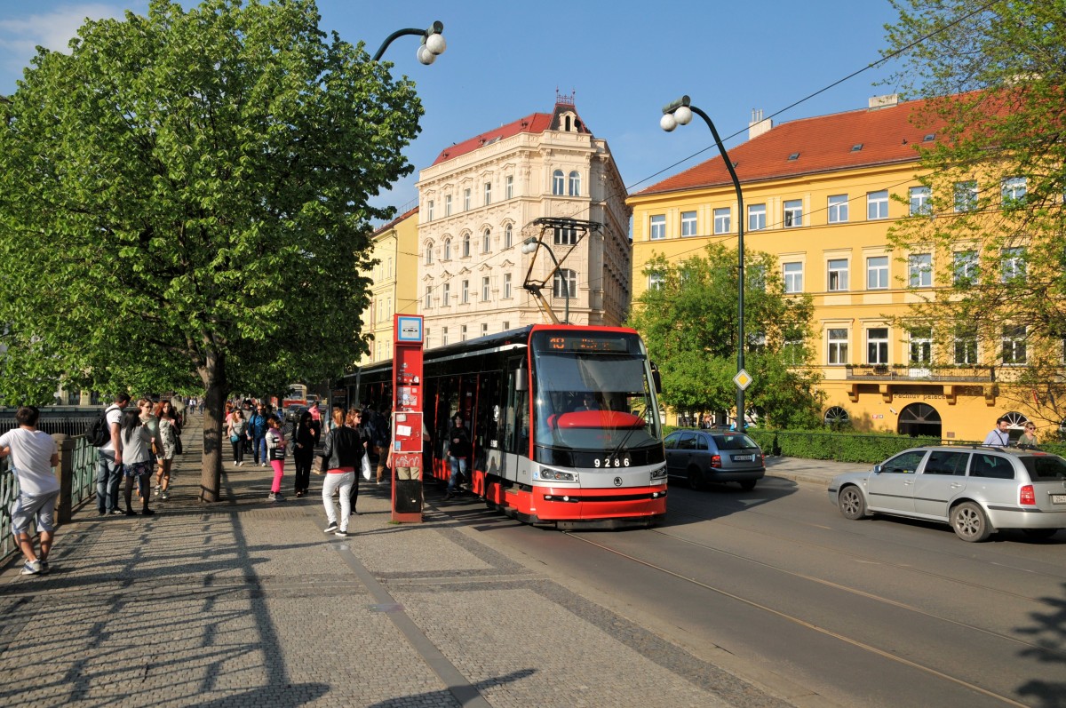 Skoda 15T 9286 am 23.04.14 Karlovy Lázně/Praha