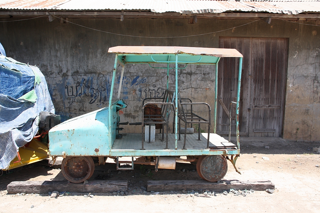 SMH-Kleinwagen am 19.März 2017 in der Takeo Station.