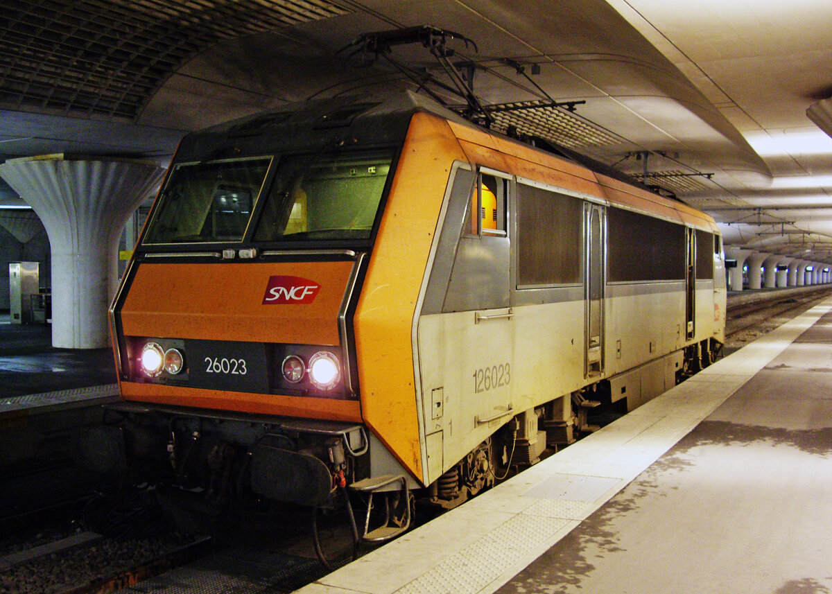 SNCF BB 26023, Paris Gare d'Austerlitz, 9.10.2012. 