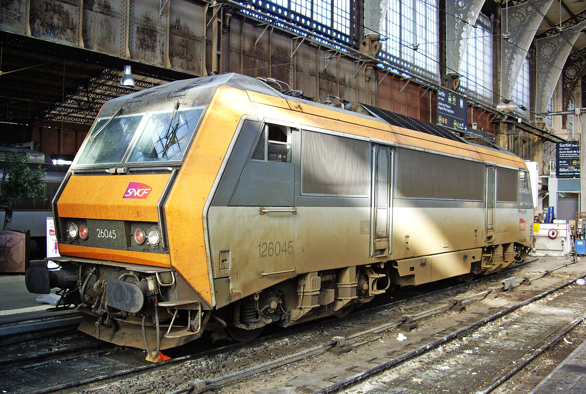 SNCF BB 26045, Paris Gare d'Austerlitz, 7.10.2012. 