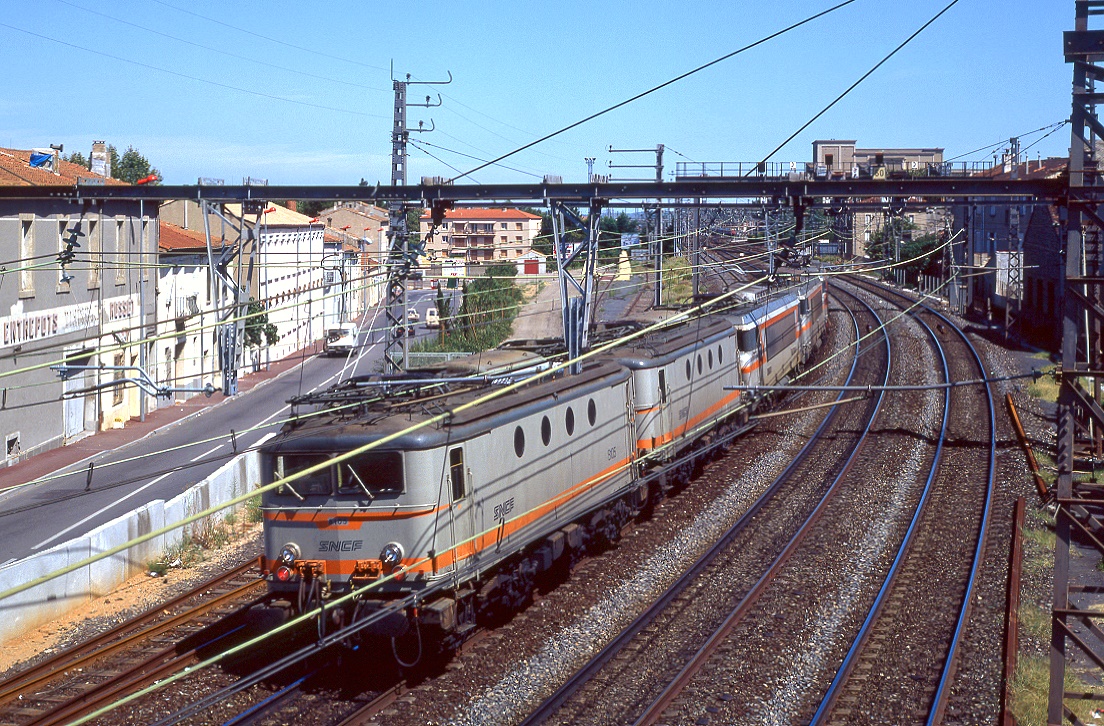 SNCF BB 8105, BB 8107, Narbonne, 30.08.1992.