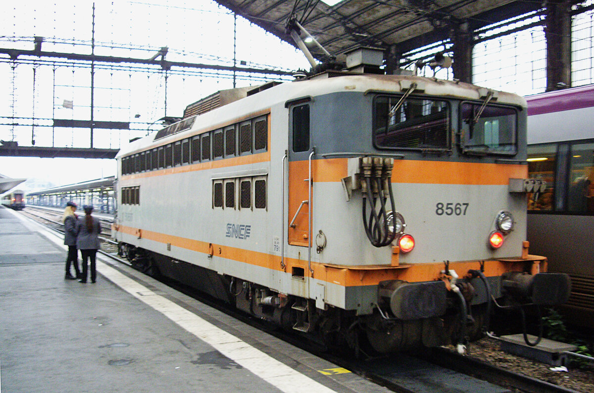 SNCF BB 8567, Paris Gare d'Austerlitz, 9.10.2012.