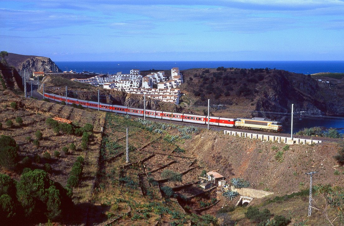 SNCF BB7281, Cerbère, Talgo 70, 14.09.1995.