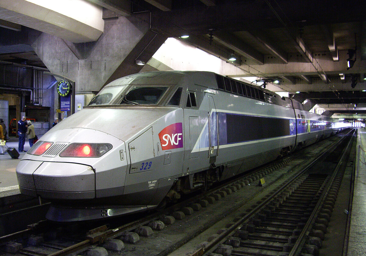 SNCF TGV Atlantique, No. 329, Paris Gare Montparnasse, 23.10.2012.