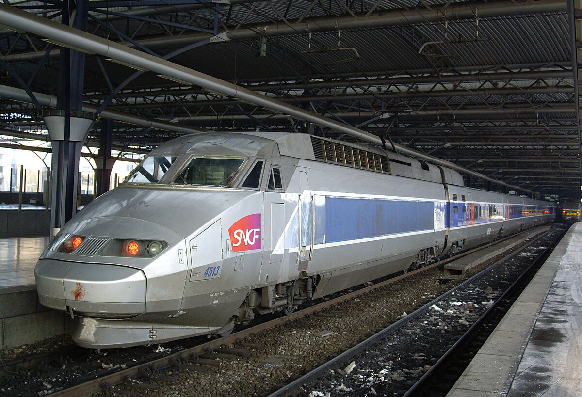 SNCF TGV Réseau, No. 4513, Bruxelles Midi, 3.12.2010.
