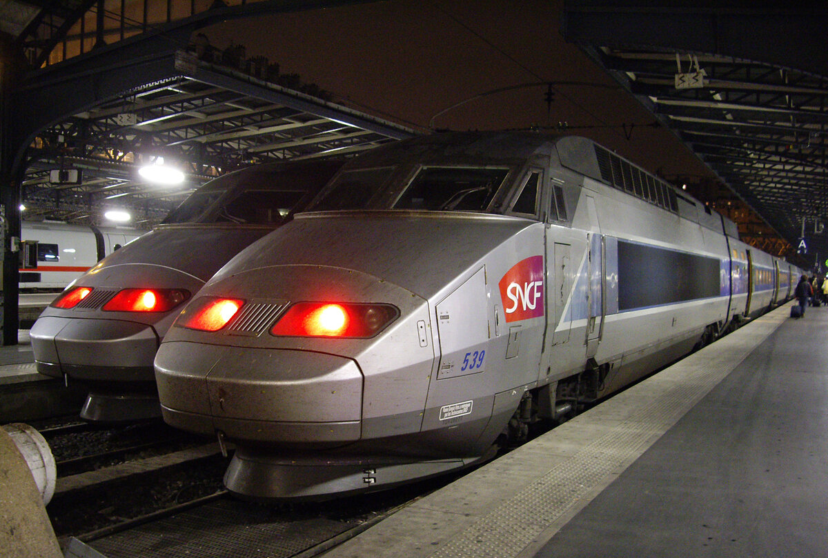 SNCF TGV Réseau, No. 539, Paris Gare de l'Est, 25.10.2012.