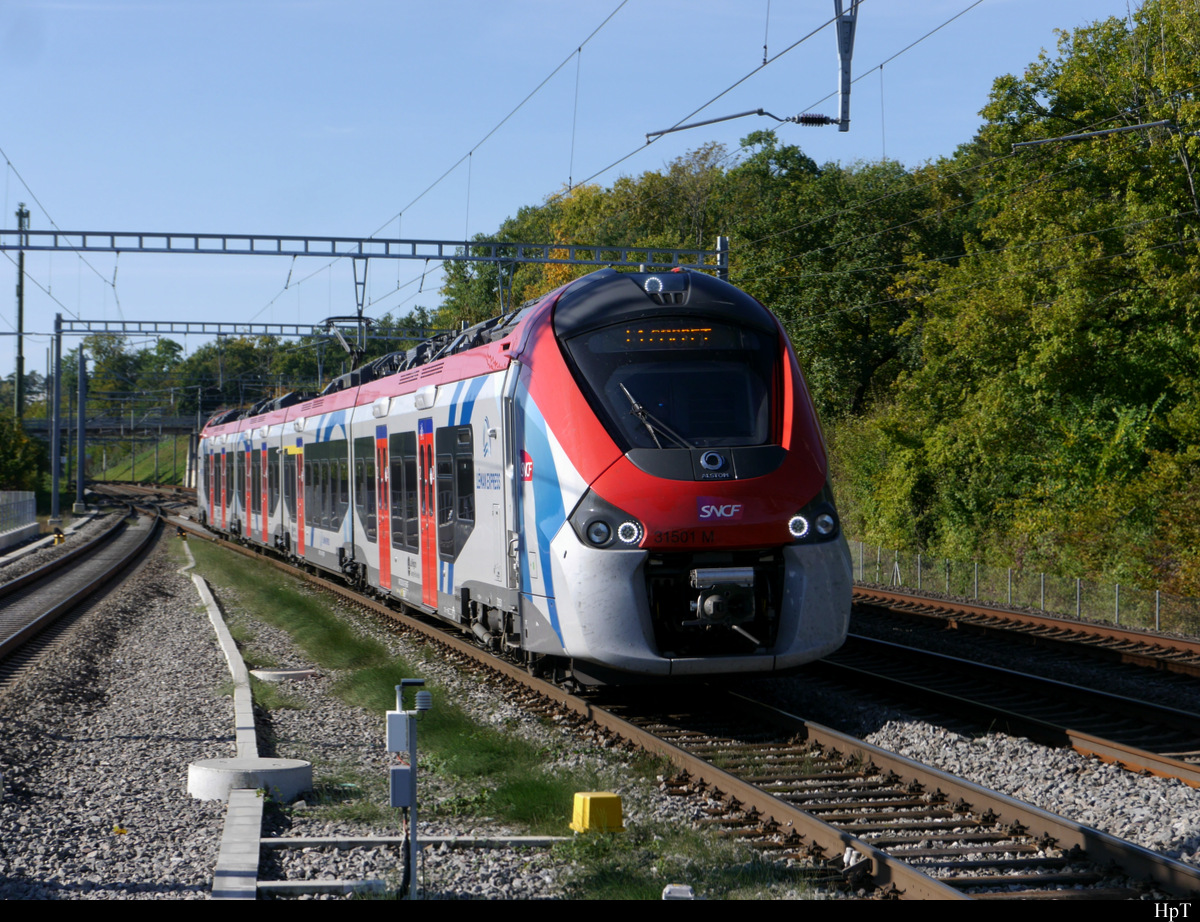 SNCF - Triebzug 94 87 003 1 501 unterwegs nach Coppet bei der einfahrt im SBB Bahnhof Mies am 08.10.2020