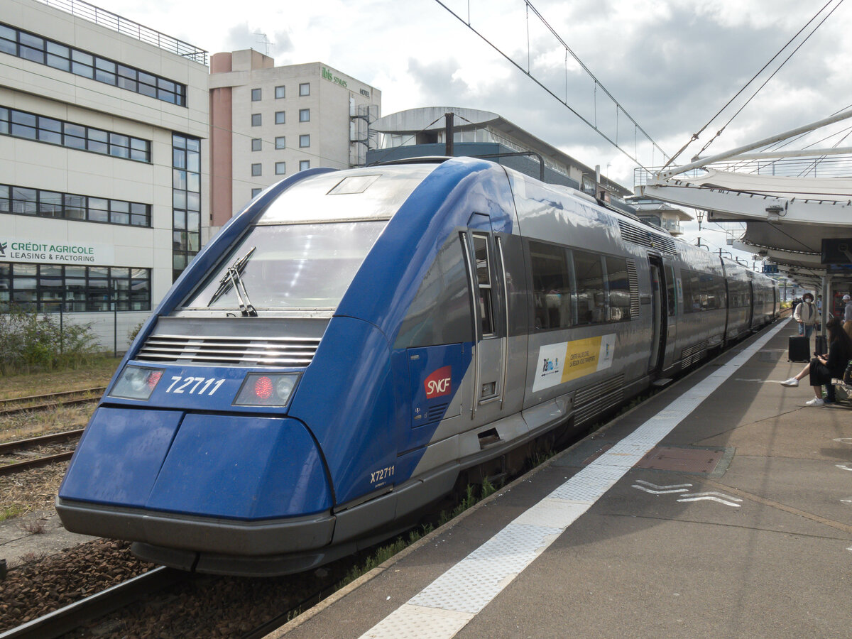 SNCF X 72500 als TER im Bahnhof von Rennes, 29.07.2021.