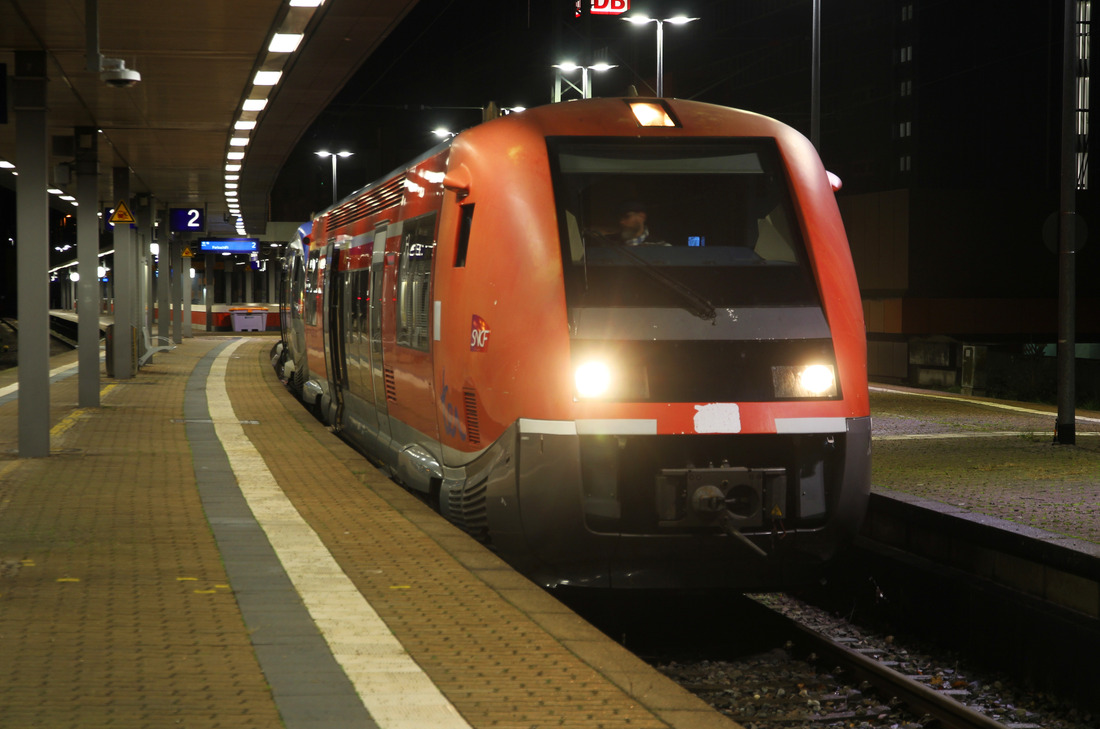 SNCF X 73___ // Saarbrücken Hbf // 23. Dezember 2022