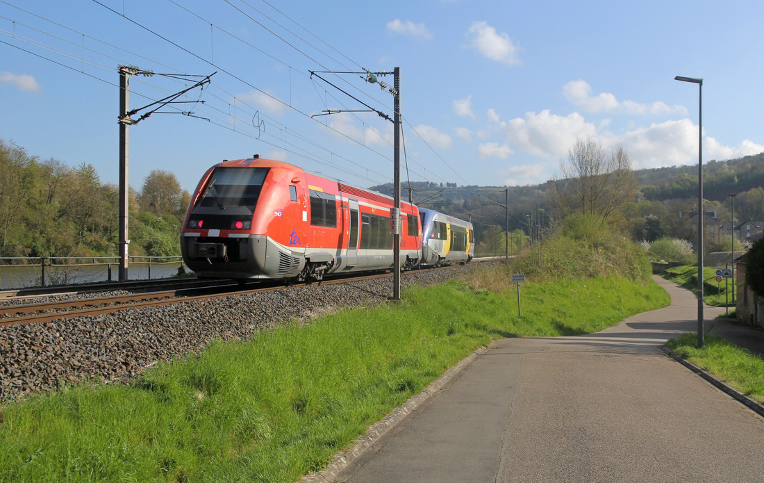 X 73500 · 73900 A TER Fotos Bahnbilder.de