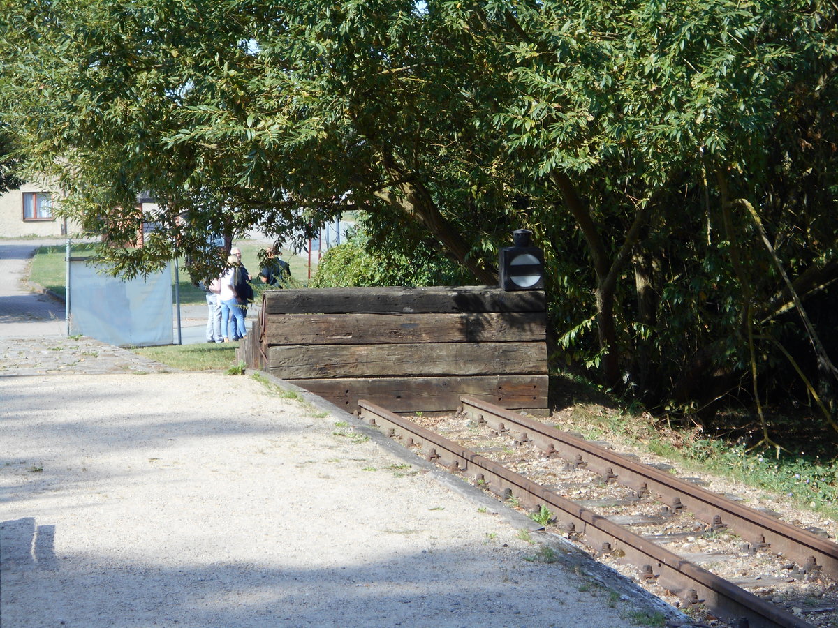 So sieht der Prellbock am Streckenende beim Pollo in Lindenberg aus.Aufnahme am 29.September 2018.