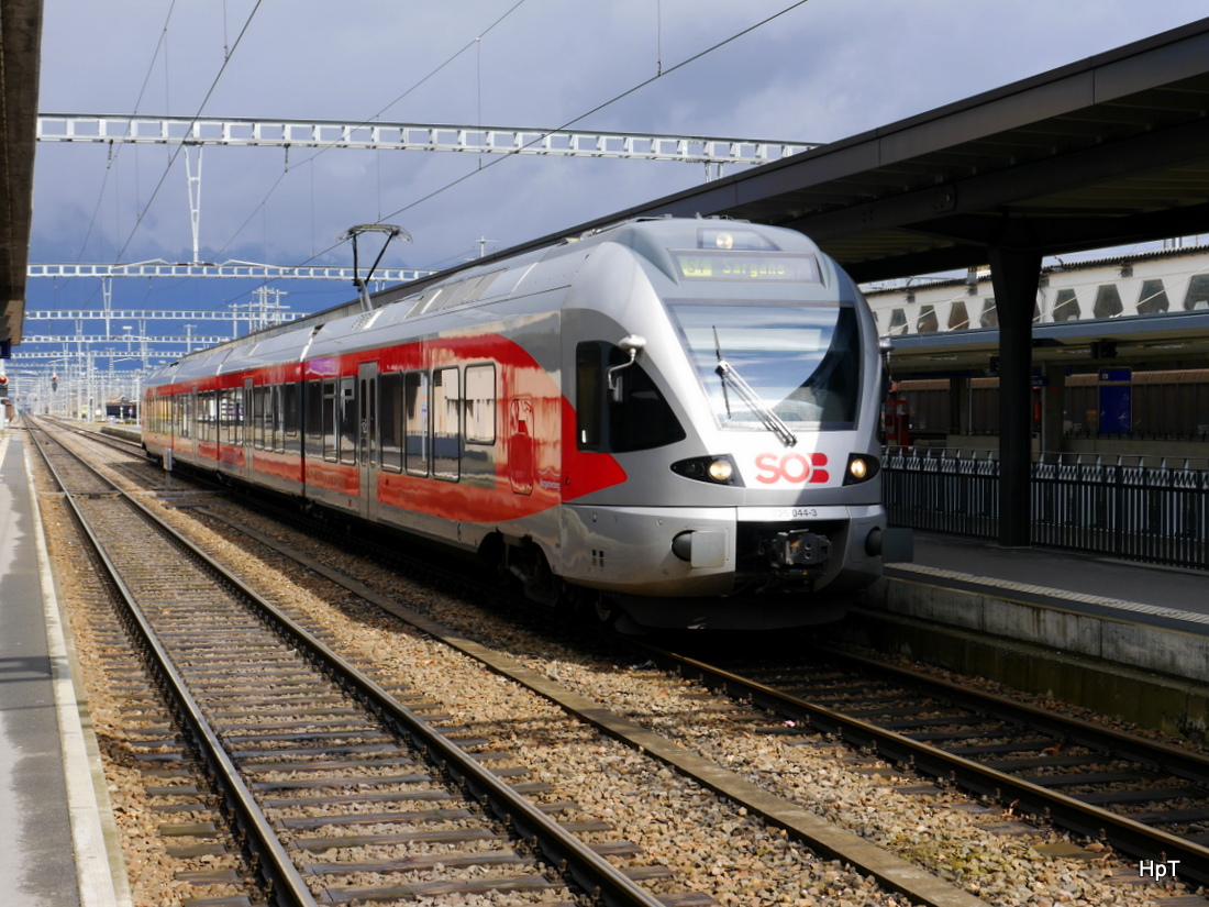 SOB - Triebzug RABe 526 044-3 im Bahnhof Buchs/SG am 27.03.2015