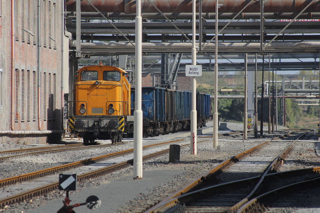 Sodawerk Staßfurt Ciech S.A. WL 7 // Aufgenommen von einem öffentlichen Bahnübergang in Staßfurt. // 2. September 2016