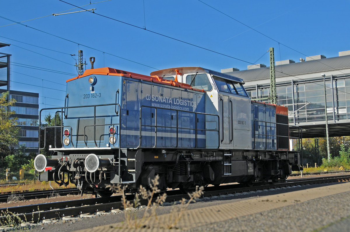 SONATA Logistics 203 162-3 @ Darmstadt am 31 Oktober 2016.