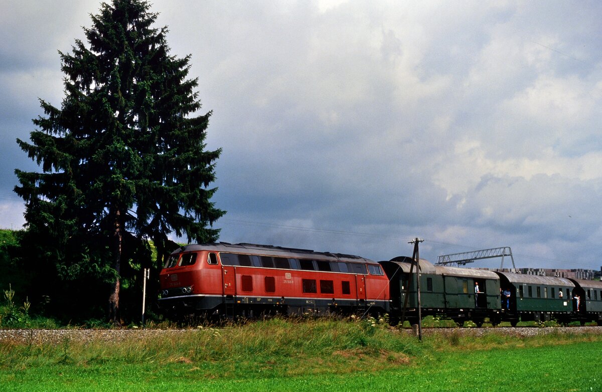Sonderfahrt mit DB-Lok 215 049-8 auf den Gleisen der Hohenzollerischen Landesbahn (06.04.1985)
