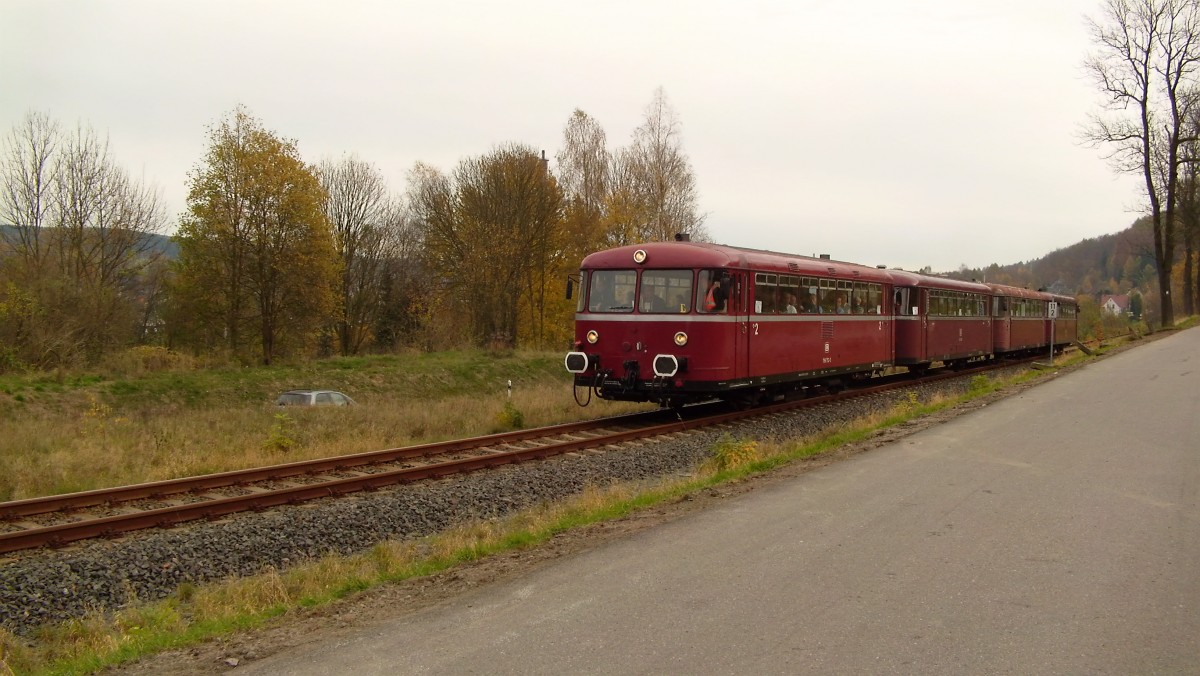 Sonderfahrt nach Neuhausen ,erzgeb.Einfahrt in den Bahnhof Olbernhau Uerdinger schienenbus anlässlich einer Deutschlandrundfahrt im Erzgebirge am 5.11.2014.