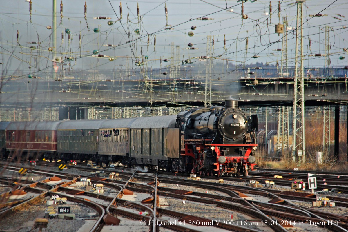 Sonderzug DPF61499 mit 41 360 fuhr am 18.01.2014 in den Hagener Hbf ein.
