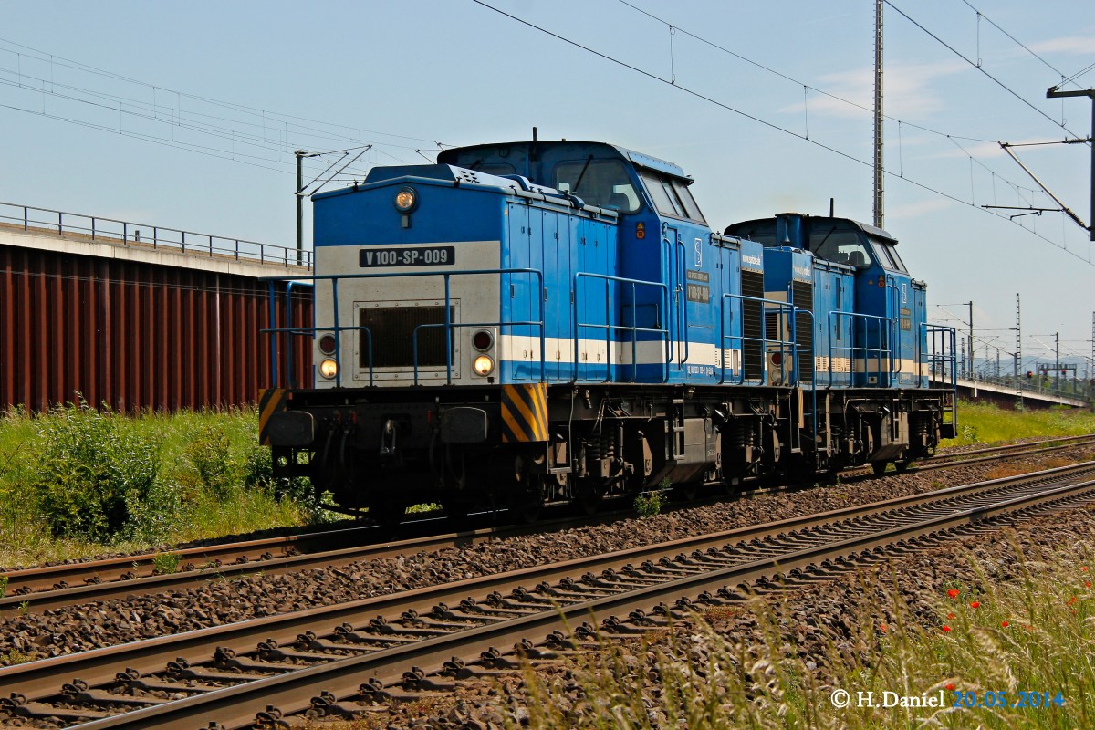 Spitzke SLG V100-SP-009 & V100-SP-010 in K�ln Porz Wahn, Mai 2014.
