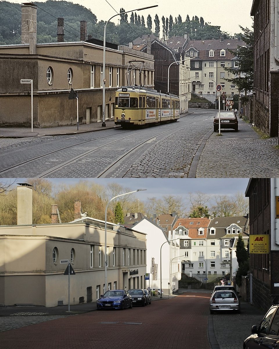 Spurensuche bei der Wuppertaler Straßenbahn: Oben fährt der Achtachser 3830 (ex Dortmund 45) um 1984 die Sanderstraße als Linie 608 zum Klinikum Barmen hinauf. Am 16.06.1985 wurde die Linie eingestellt. Am 14.03.2020 präsentiert sich die Bebauung weitgehend unverändert und der Straße wurde ein neuer Belag spendiert.
