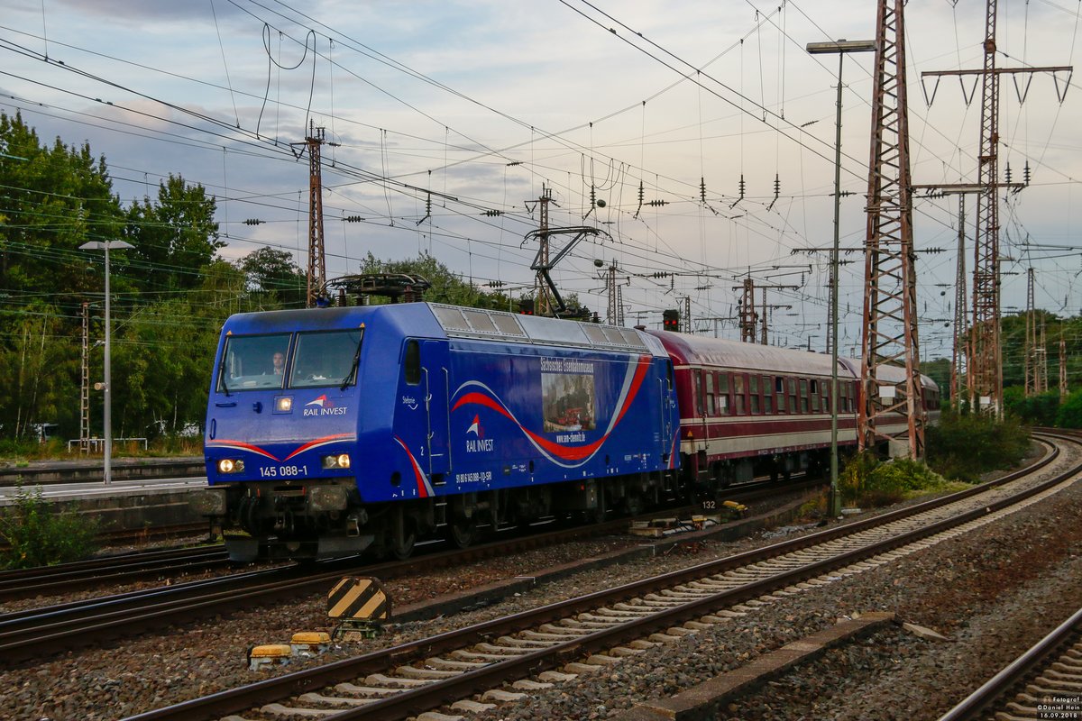 SRI 145 088-1  Stefanie  mit Sonderzug in Essen Hbf, September 2018.