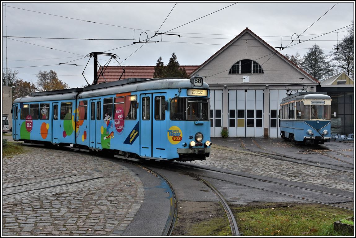 SRS Schöneicher-Rüdersdorfer-Strassenbahn GmbH, Depot Schöneiche an der Strassenbahnlinie 88 vom S-Bahnhof Friedrichshagen nach Rüdersdorf. Duewag GT6 48 aus Heidelberg und Eigenbau/LEW Nr.73 von 1966. (17.11.2019)
