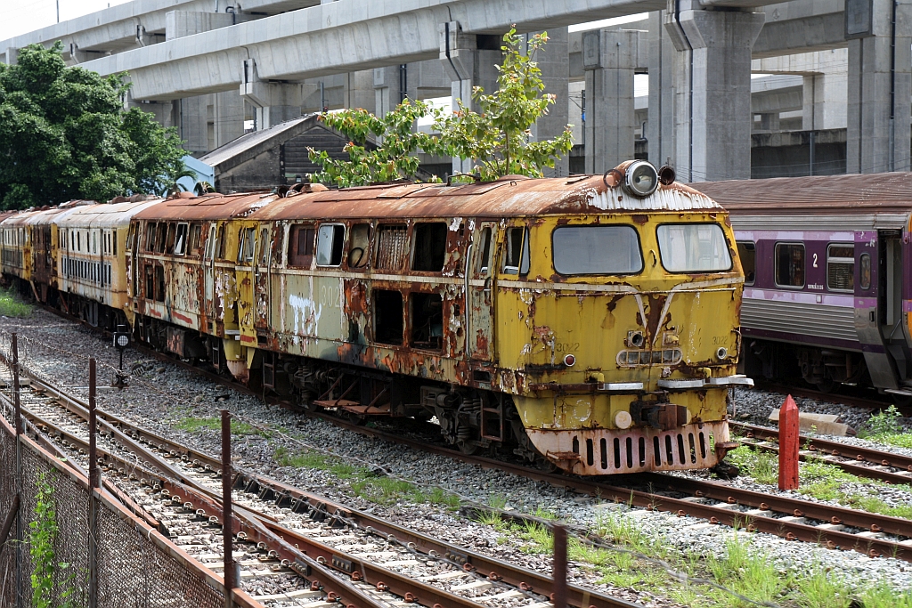 SRT 3022 (dh, B'B', Henschel, Bauj. 1964, Fab.Nr. 30916) am 01.Mai 2022 abgestellt im Depot Bang Sue.