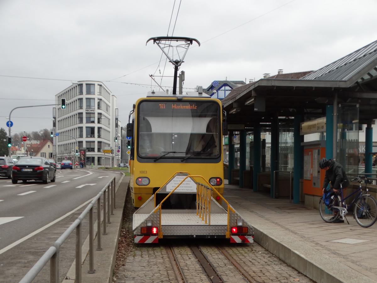 SSB DT8 Wagen 1003 als Zacke (Zahnradbahn) auf der Linie 10 in Stuttgart am 13.02.16