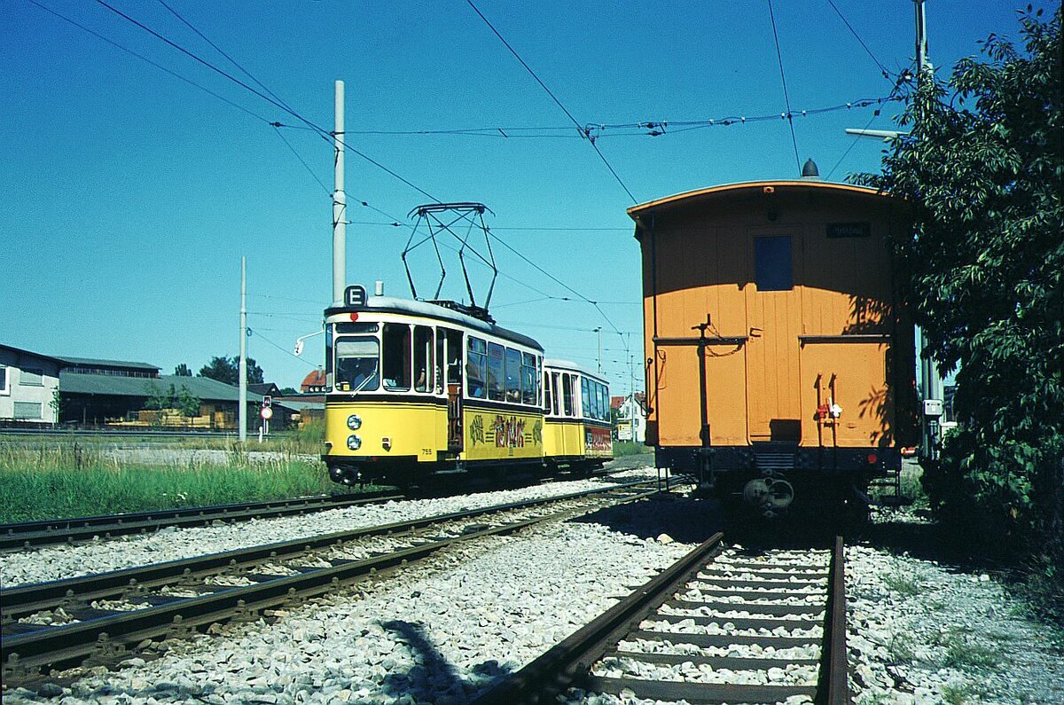SSB Filderbahn Hilfsgerätewagen 3002 neben Halle Degerloch mit T2[755] 09-1973