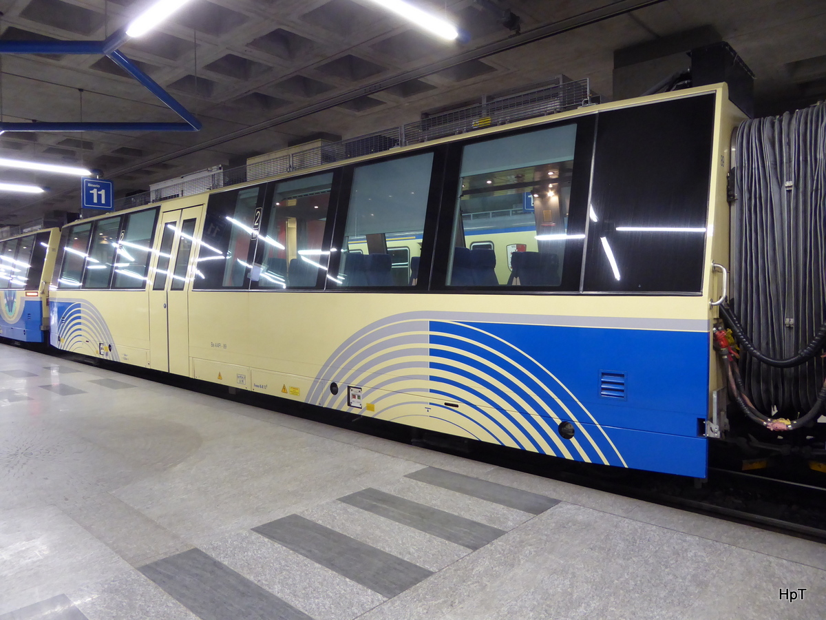SSIF - Triebwagen Be 4/4 89 im Bahnhof Locarno am 26.12.2015