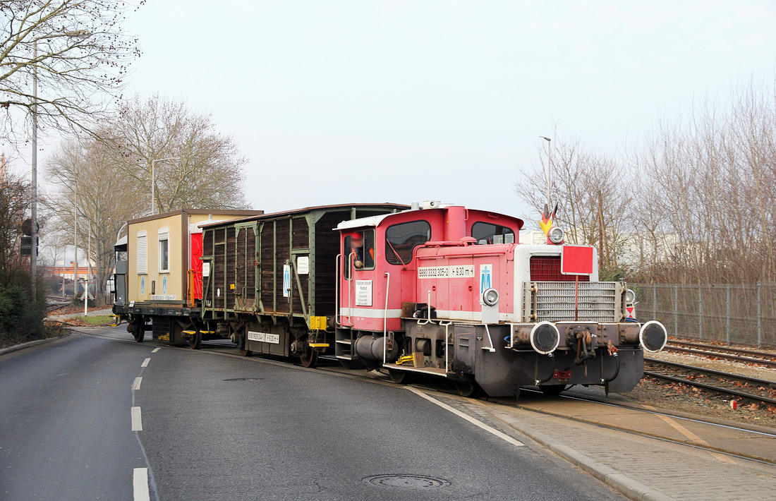 Staatliche Rhein-Neckar-Hafengesellschaft Mannheim 332 305 // Hafen Mannheim-Rheinau // 8. Februar 2018