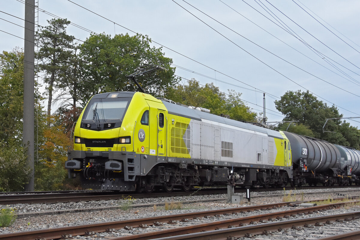 Stadler Euro 9000 Lok 90 80 2019 402-7 f�hrt am 24.09.2026 Richtung Bahnhof Kaiseraugst.
