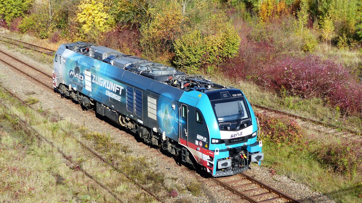 Stadler Eurodual 159 209 ( 9080 2159 209-6 D-RCM ) übers Wochenende abgestellt in Gera am 22.10.2022
