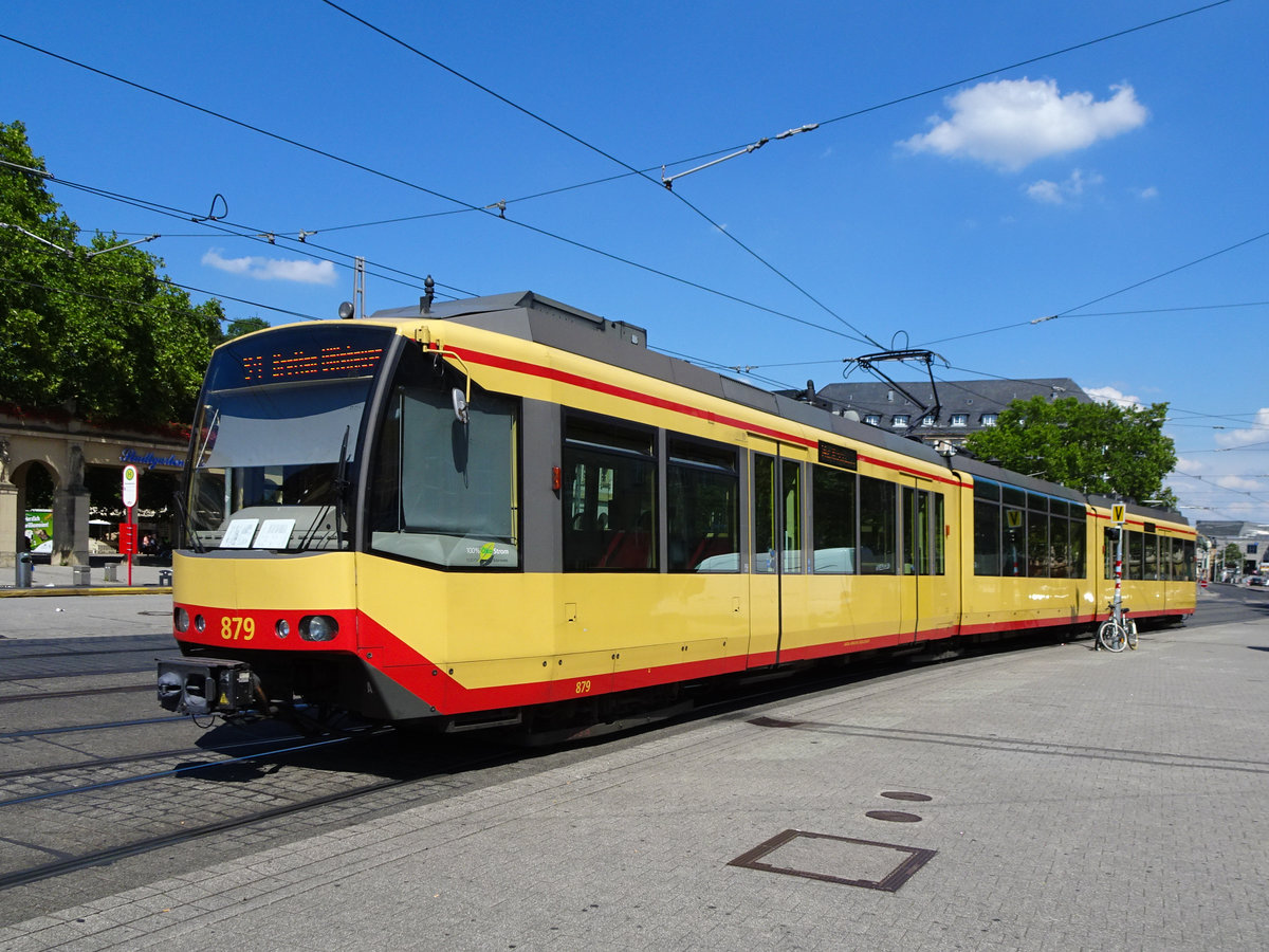 Stadtbahnzug 879 als S4 nach Bretten Gölshausen am Hbf Karlsruhe, 05.08.2018.