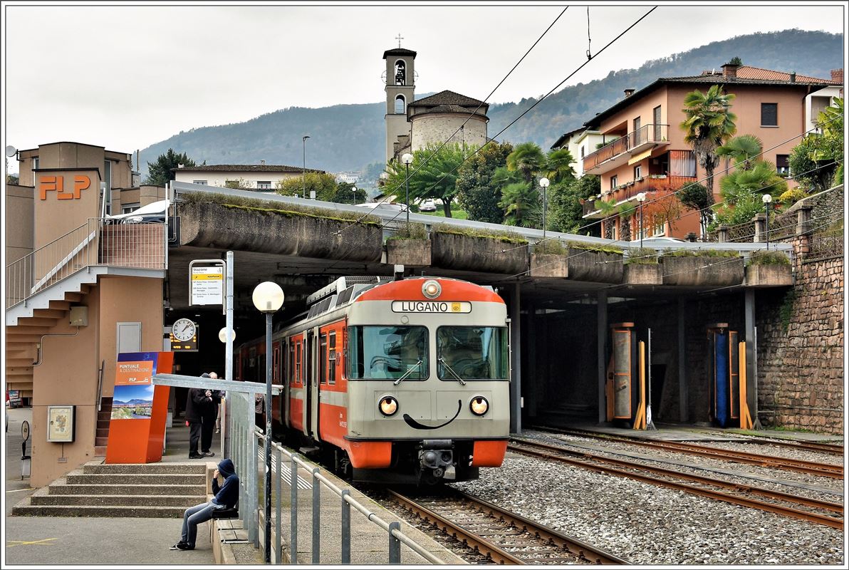 Stazione FLP di Ponte Tresa. (14.11.2016)