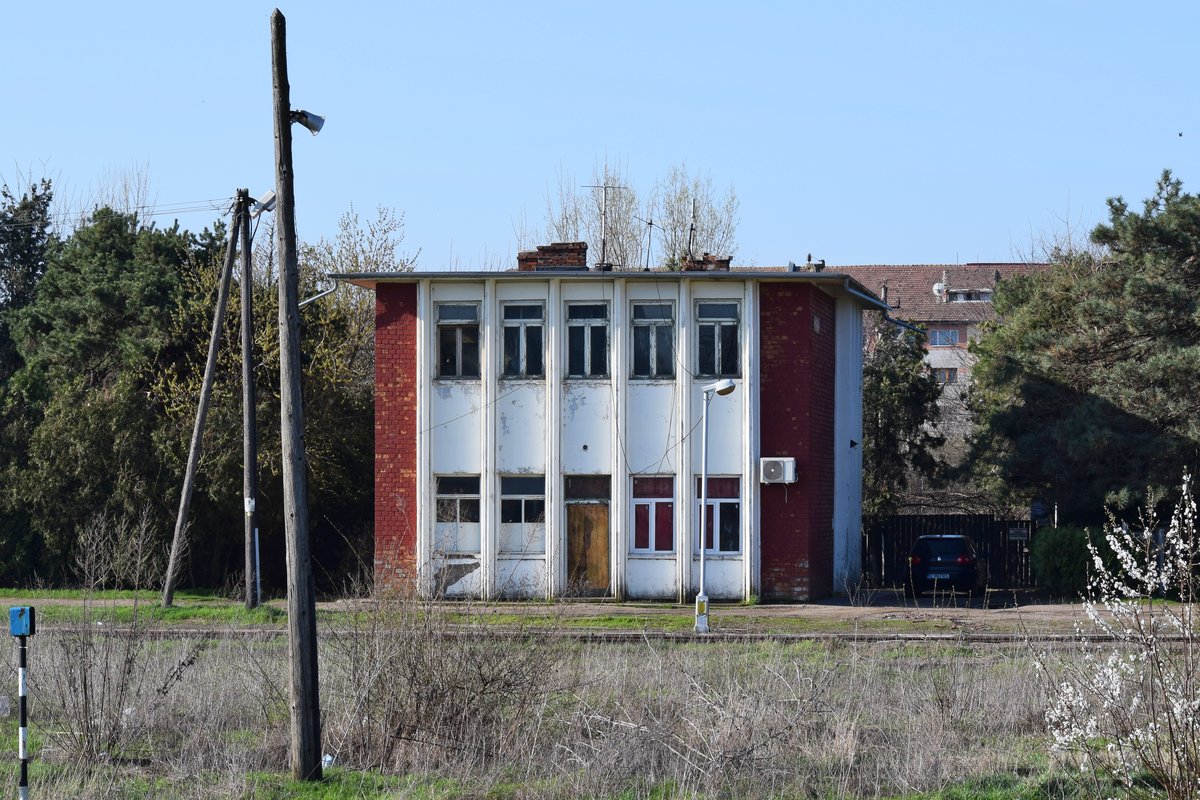 Stellwerk im Bahnhof Urziceni am 09.04.2018